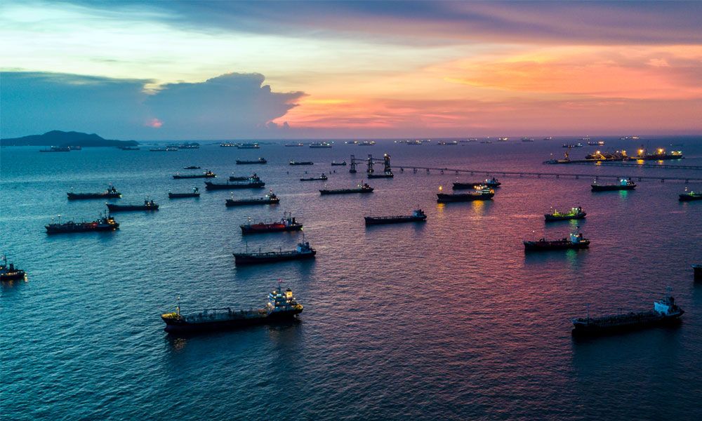 Real-time maritime data and intelligence dashboard